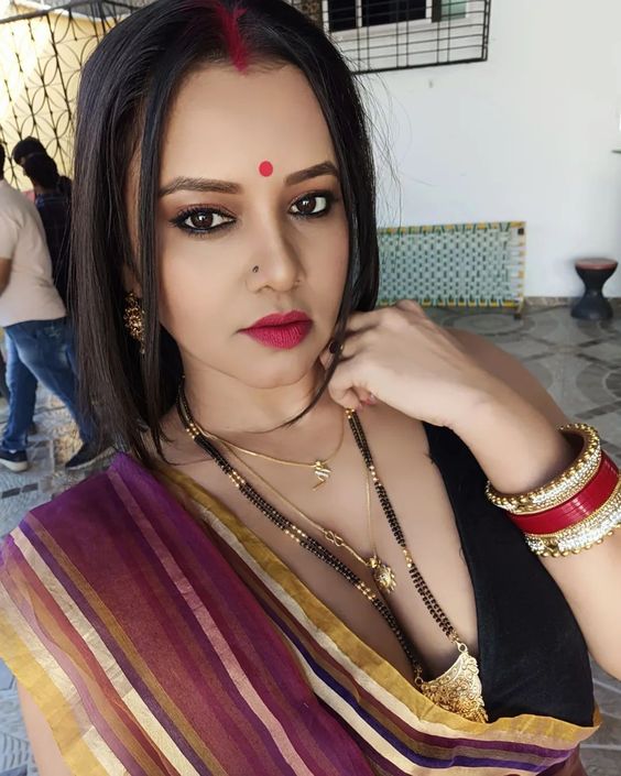 sexy Priya gamre 